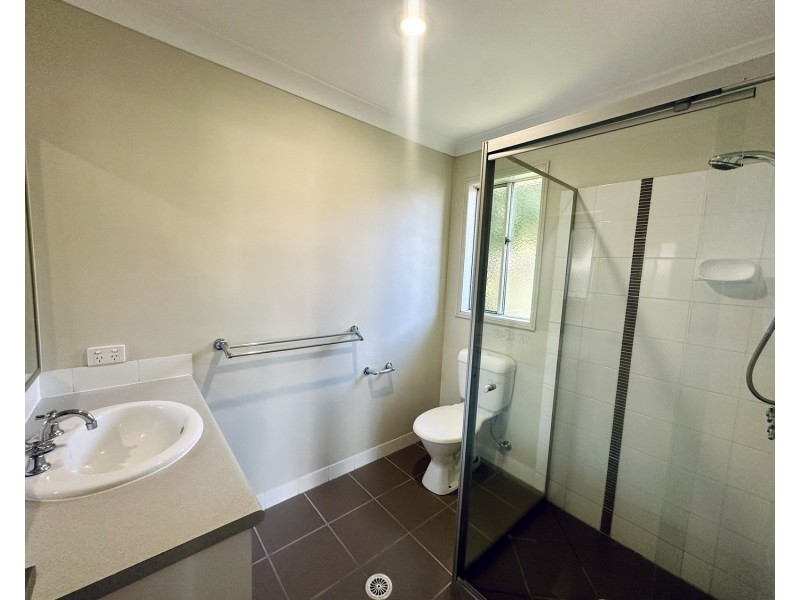 3 Burr Court, Pacific Pines QLD 4211