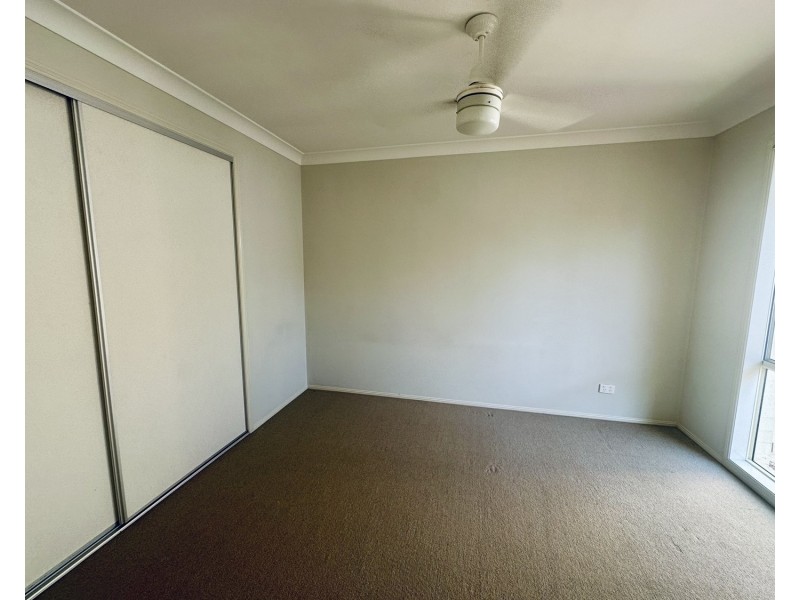 3 Burr Court, Pacific Pines QLD 4211