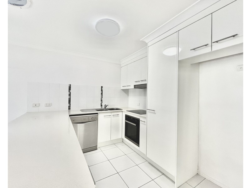 1/11 Pritchard Street, Pacific Pines QLD 4211