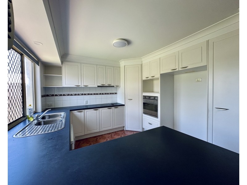 5 Whitewood Place, Molendinar QLD 4214