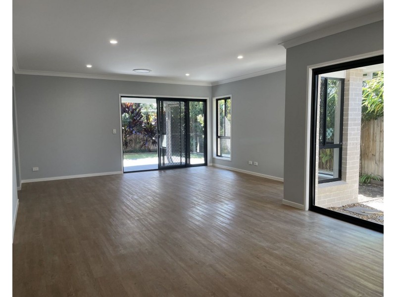 7 Livingstone Street, Logan Reserve QLD 4133