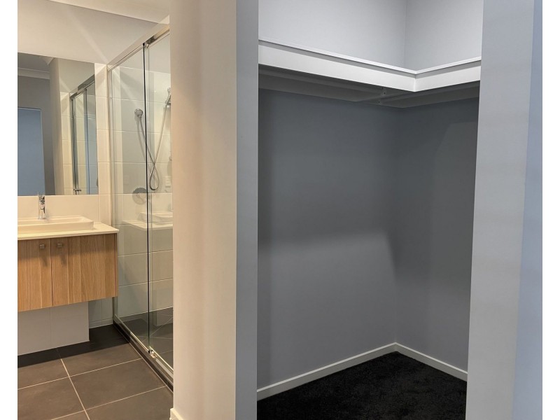 7 Livingstone Street, Logan Reserve QLD 4133