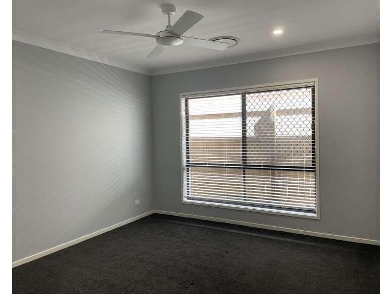 7 Livingstone Street, Logan Reserve QLD 4133