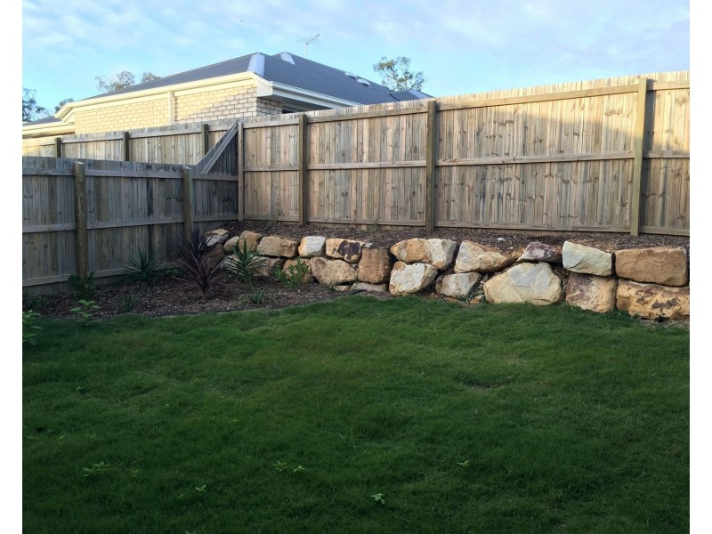 2/34 Garden Road, Coomera QLD 4209