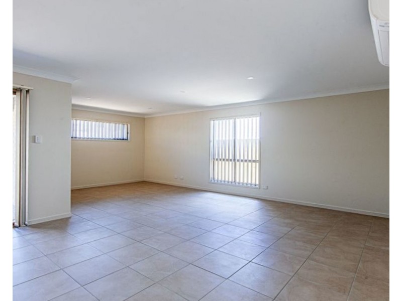 12 Dysart Drive, Holmview QLD 4207