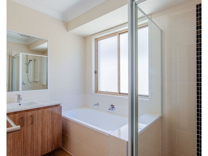 12 Dysart Drive, Holmview QLD 4207