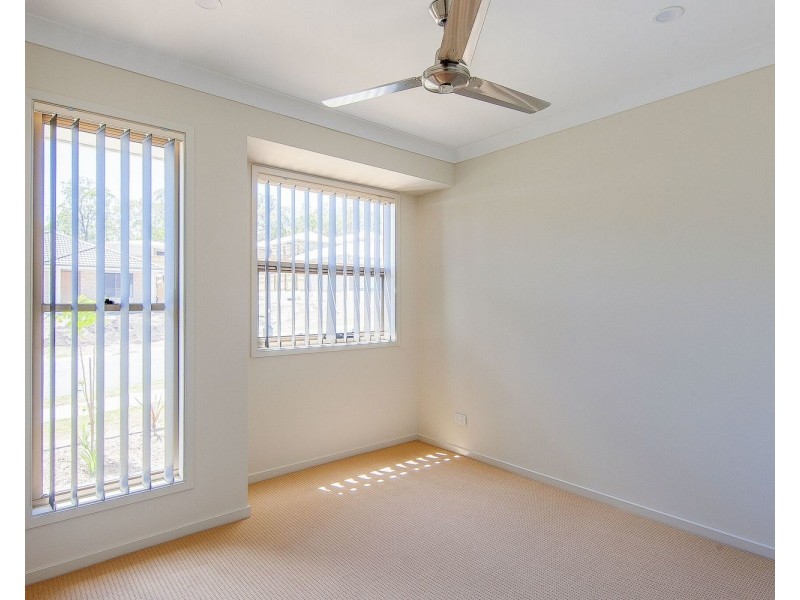 12 Dysart Drive, Holmview QLD 4207