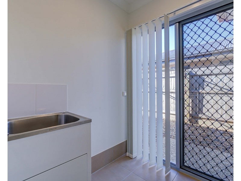 41 Apple Berry Avenue, Coomera QLD 4209