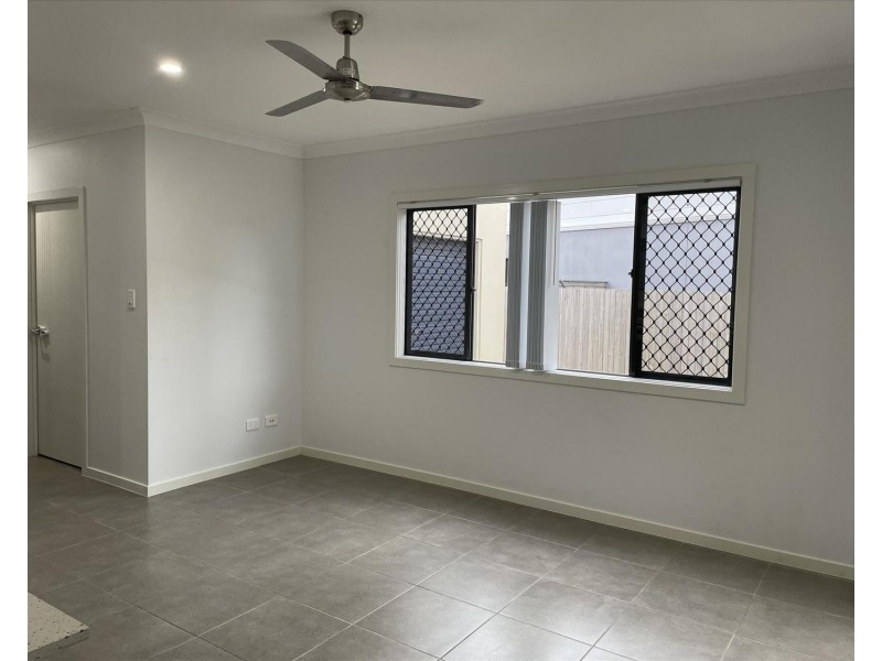 11 Bellarine Circuit, Coomera QLD 4209