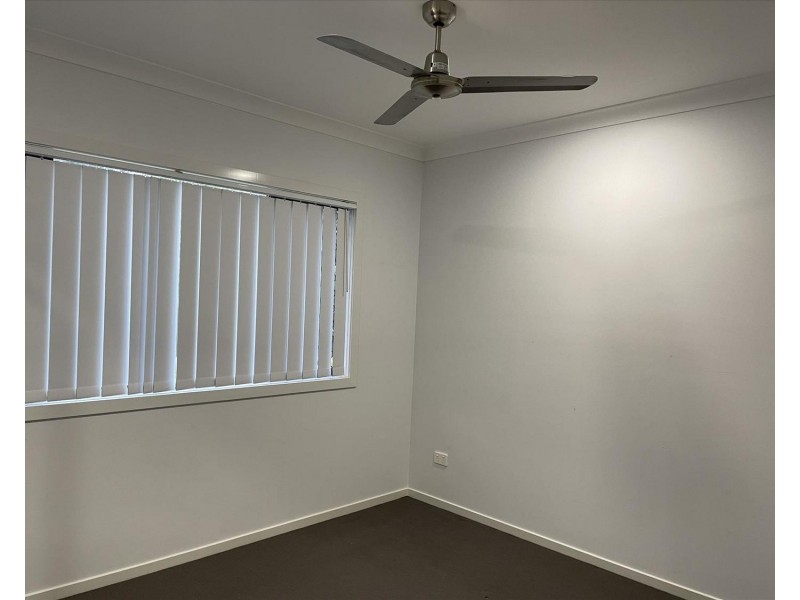 11 Bellarine Circuit, Coomera QLD 4209