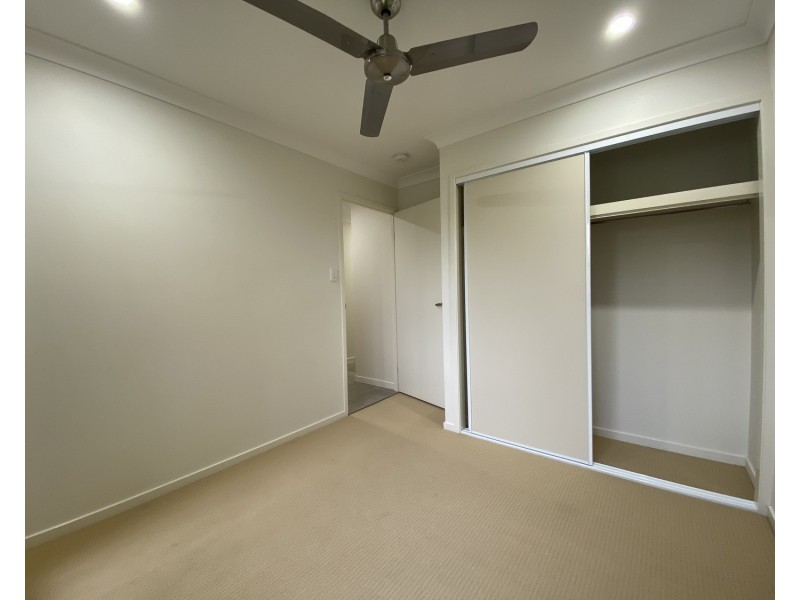 9 Woodrose Circuit, Pimpama QLD 4209