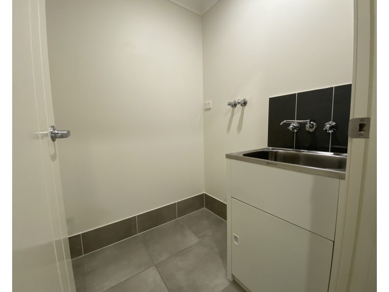 9 Woodrose Circuit, Pimpama QLD 4209