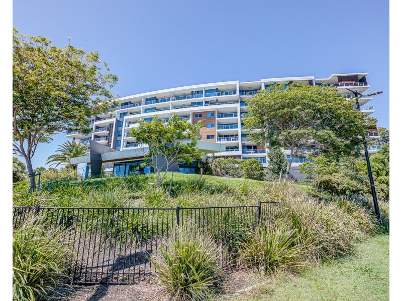 2713/397 Christine Avenue, Varsity Lakes QLD 4227
