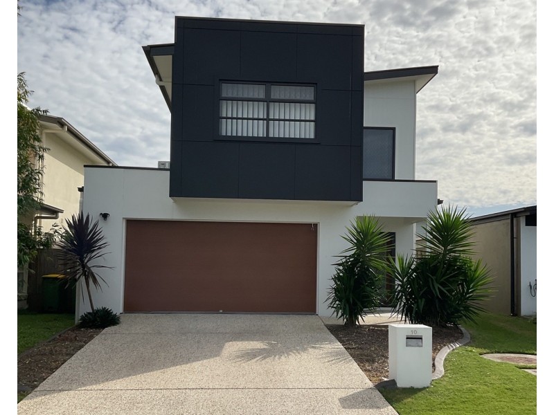 10 Beacon Lane, Hope Island QLD 4212