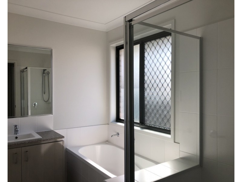 11 Kiroro Street, Bahrs Scrub QLD 4207