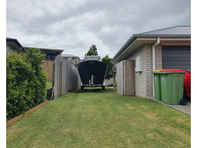 11 Kiroro Street, Bahrs Scrub QLD 4207