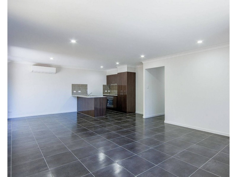 1 Sidney Court, Logan Reserve QLD 4133