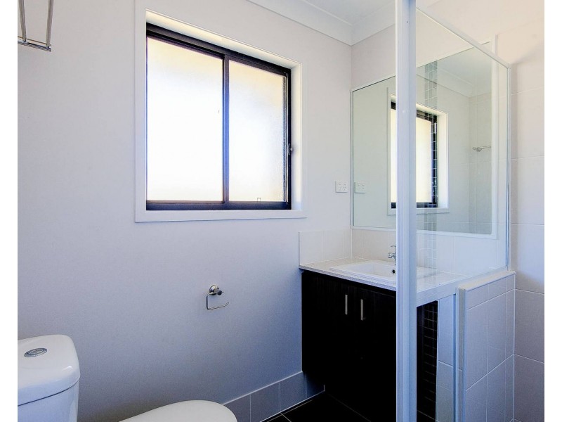 1 Sidney Court, Logan Reserve QLD 4133