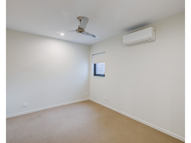 123/4 Oaky Creek Road, Coomera QLD 4209