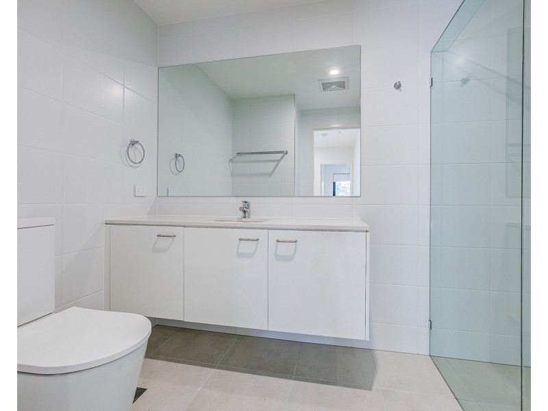 123/4 Oaky Creek Road, Coomera QLD 4209