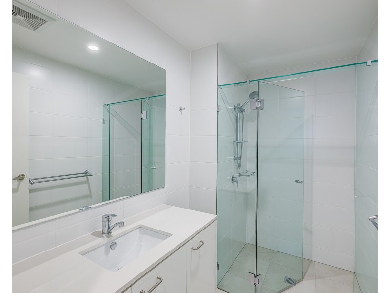 123/4 Oaky Creek Road, Coomera QLD 4209