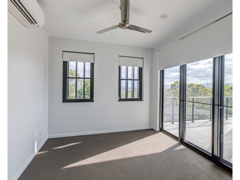 22/4 Oaky Creek Road, Coomera QLD 4209