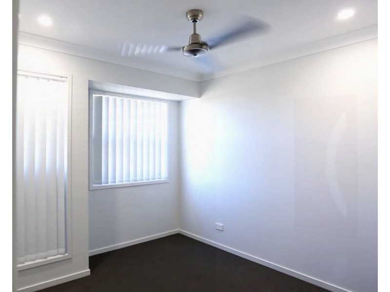 20 Hazel Street, Pimpama QLD 4209