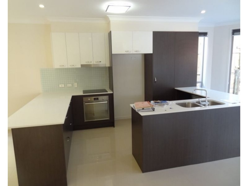 1/79 Falconer Street, Southport QLD 4215