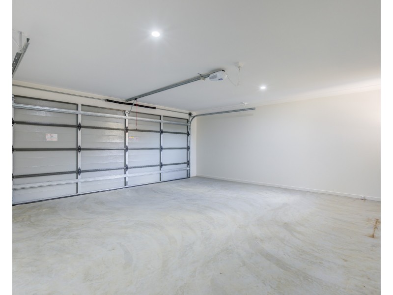 26 Scott Young Drive, Coomera QLD 4209