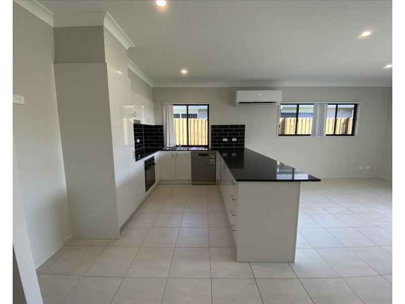 60 Aspen Circuit, Logan Reserve QLD 4133