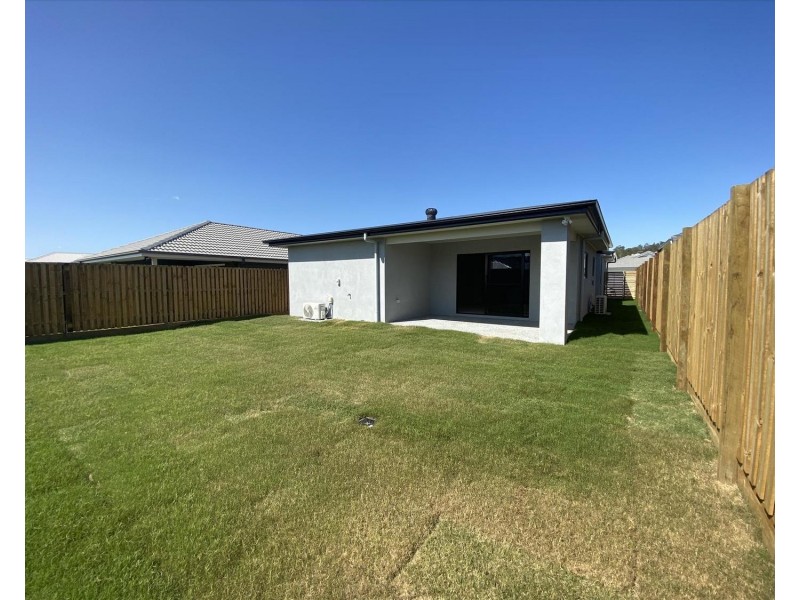 60 Aspen Circuit, Logan Reserve QLD 4133