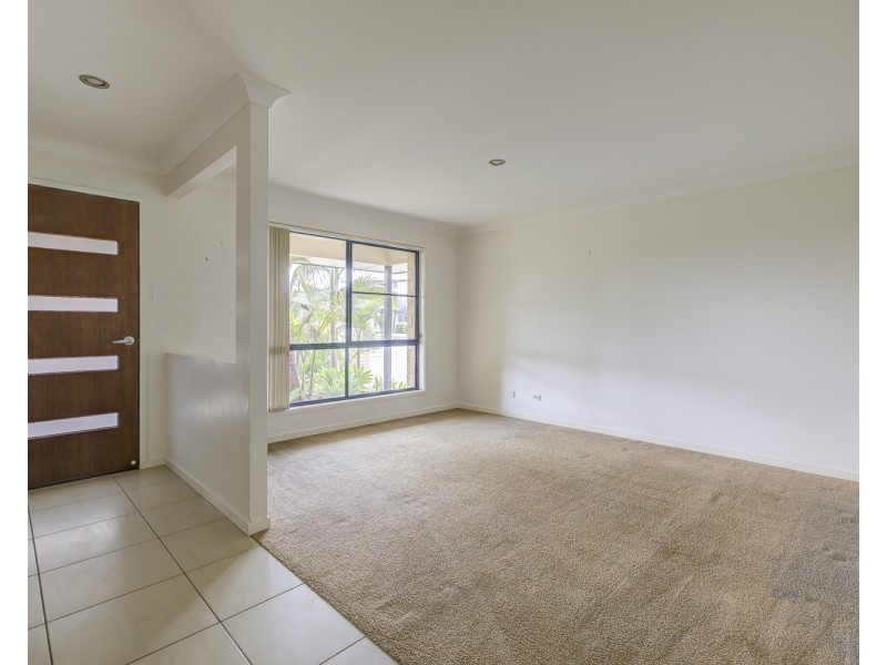 14 Bellinger Key, Pacific Pines QLD 4211