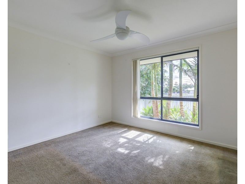 14 Bellinger Key, Pacific Pines QLD 4211