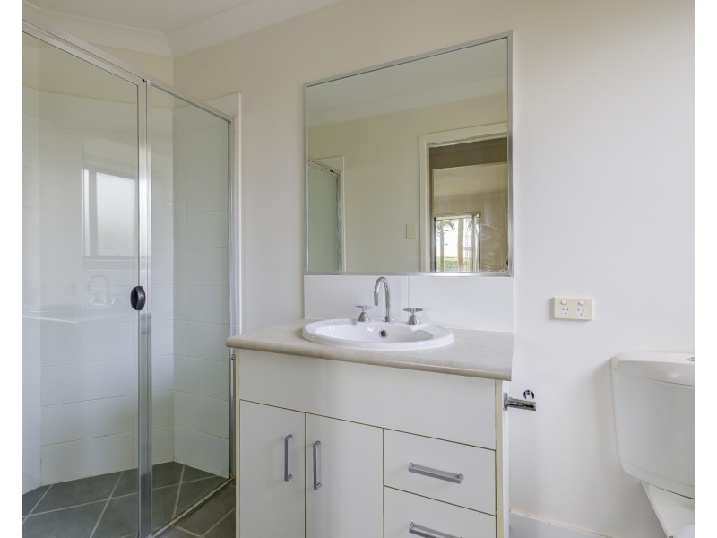 14 Bellinger Key, Pacific Pines QLD 4211