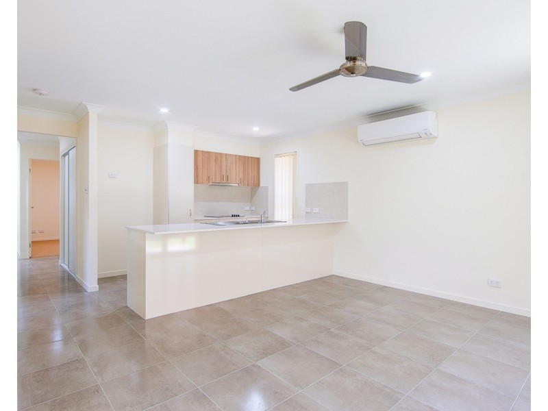 14 Hazel Street, Pimpama QLD 4209