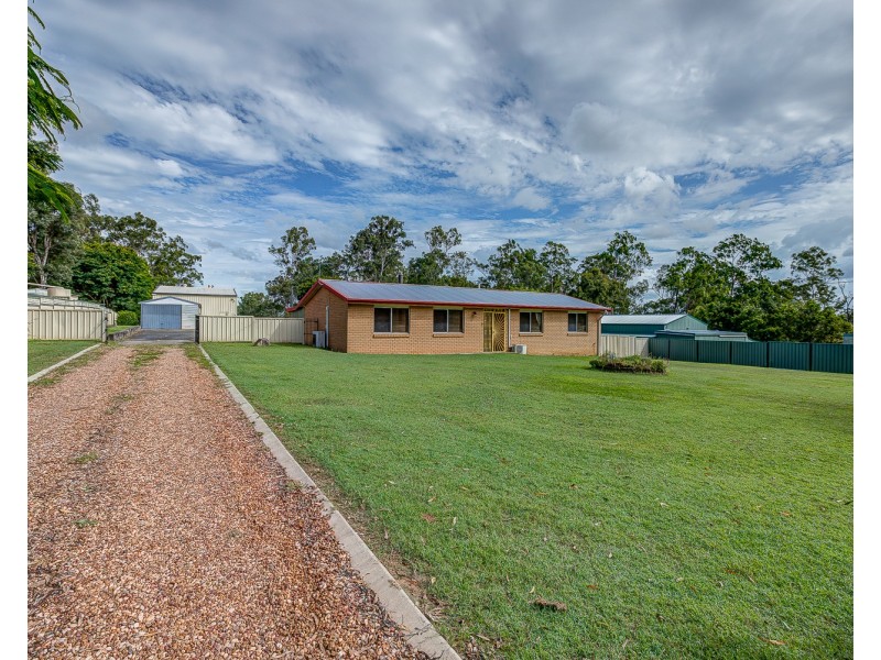 690-692 Middle Road, Greenbank QLD 4124