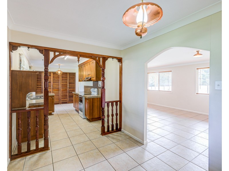 690-692 Middle Road, Greenbank QLD 4124