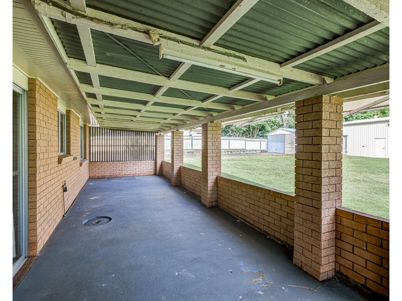 690-692 Middle Road, Greenbank QLD 4124