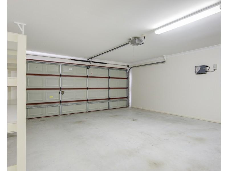 13 Sunrise Crescent, Merrimac QLD 4226