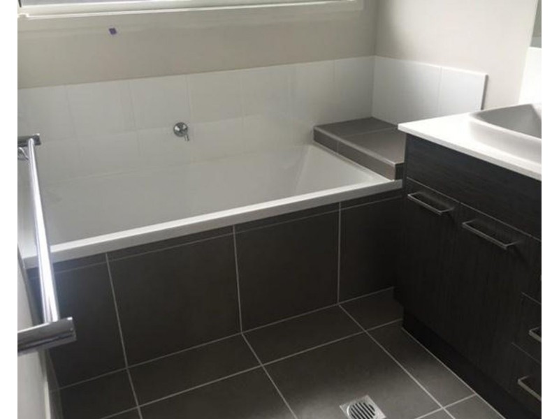 37 North Quay Circuit, Hope Island QLD 4212