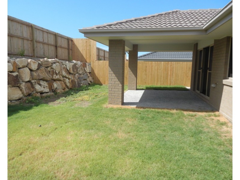 4 Cottrell Drive, Pimpama QLD 4209