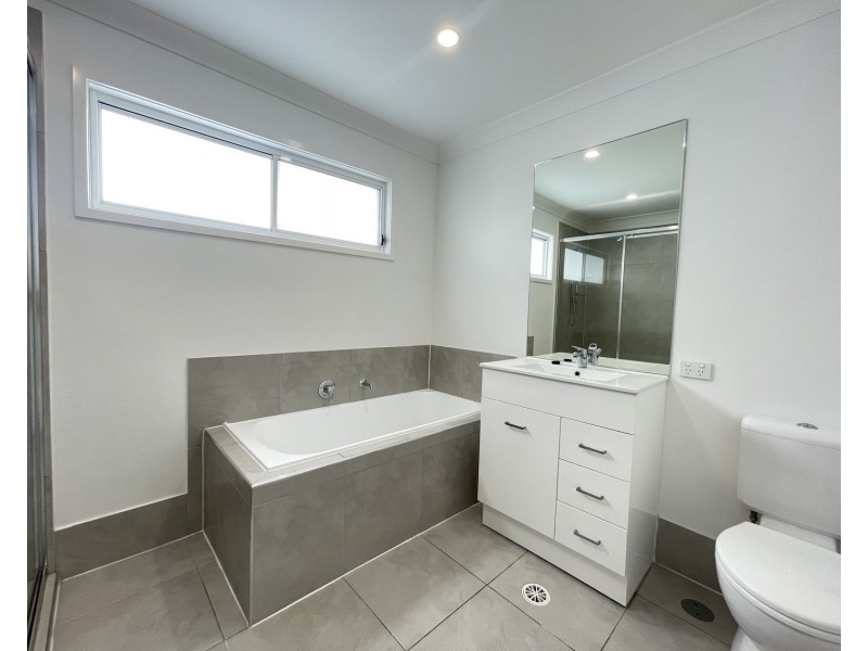 1/10 Dorchester Close, Pimpama QLD 4209