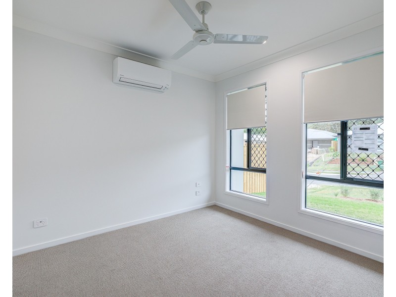 1/50 Herbst Drive, Bahrs Scrub QLD 4207