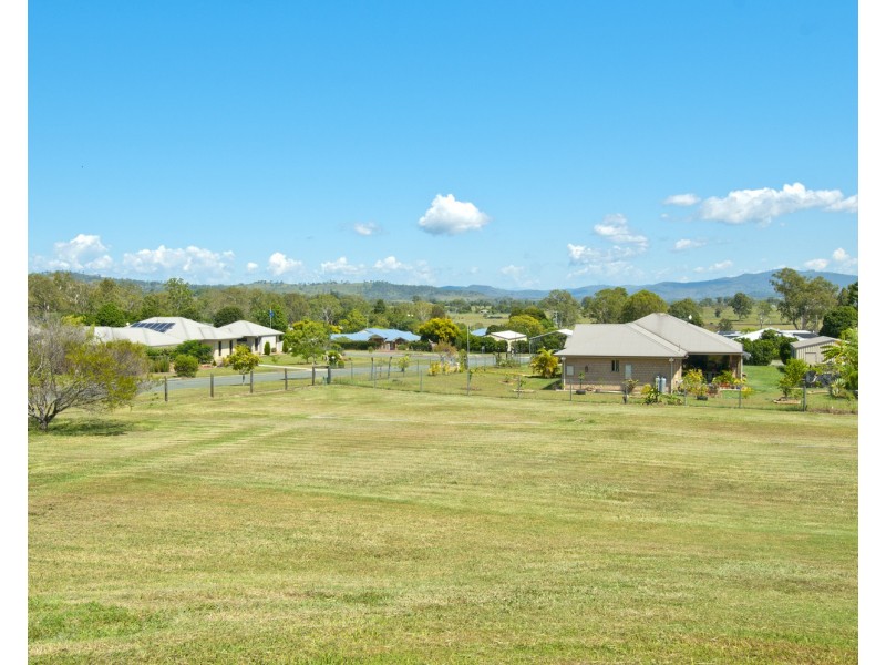 2-4 Corymbia Close, Beaudesert QLD 4285