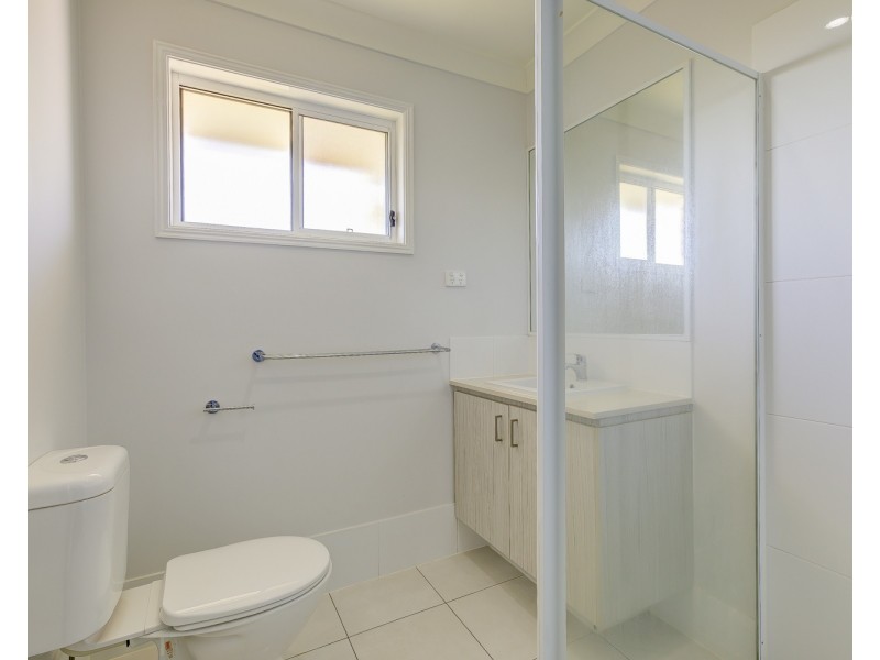 13 Alfred Raymond Hulse Drive, Upper Coomera QLD 4209