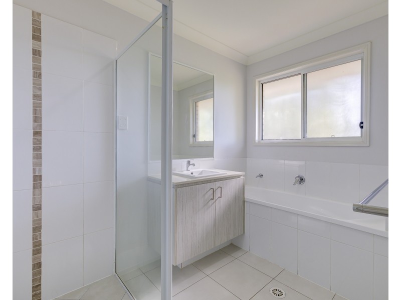 13 Alfred Raymond Hulse Drive, Upper Coomera QLD 4209