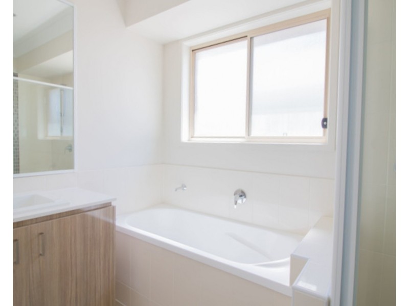 71 Milbrook Street, Pimpama QLD 4209