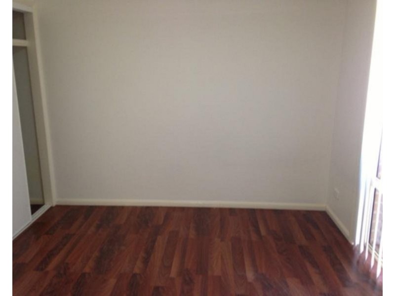 18 Henry Cotton Drive, Parkwood QLD 4214