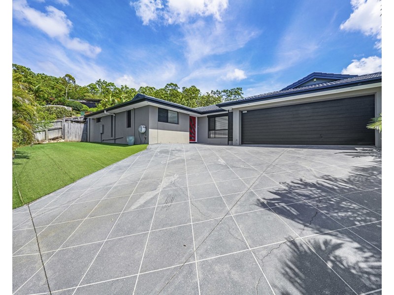 14 Wittenoom Court, Helensvale QLD 4212