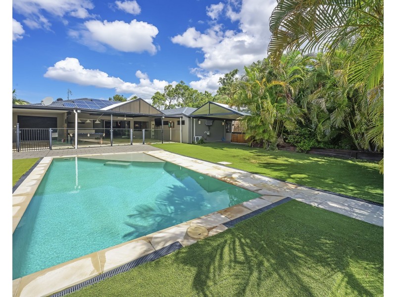 14 Wittenoom Court, Helensvale QLD 4212